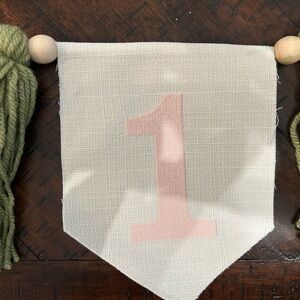 Handmade high chair garland.